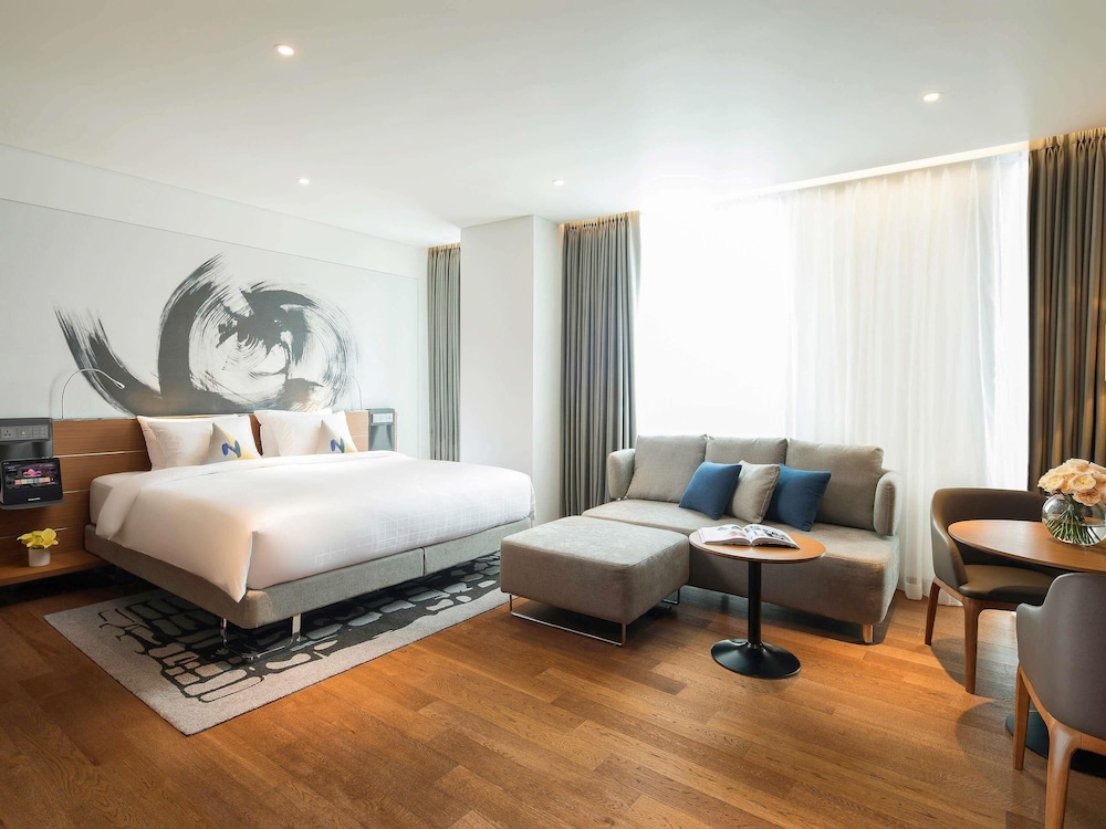 DELUXE, RESIDENCE, DOUBLE BED