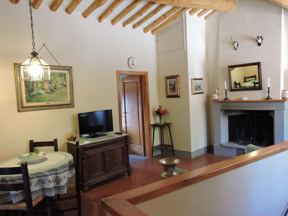 Agriturismo Montereggi 17/37