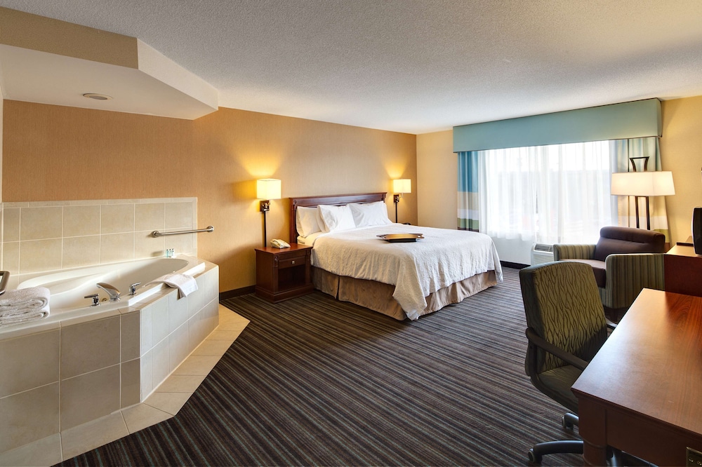 Hampton Inn & Suites By Hilton Toronto Airport 14/39