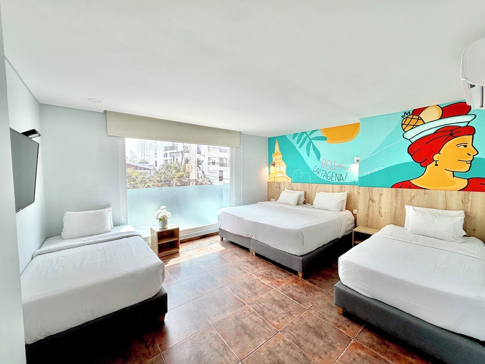 غرفة قياسية رباعية بسريرين كوين بإطلالة على المدينة، Hotel Caribbean Cartagena 6/10