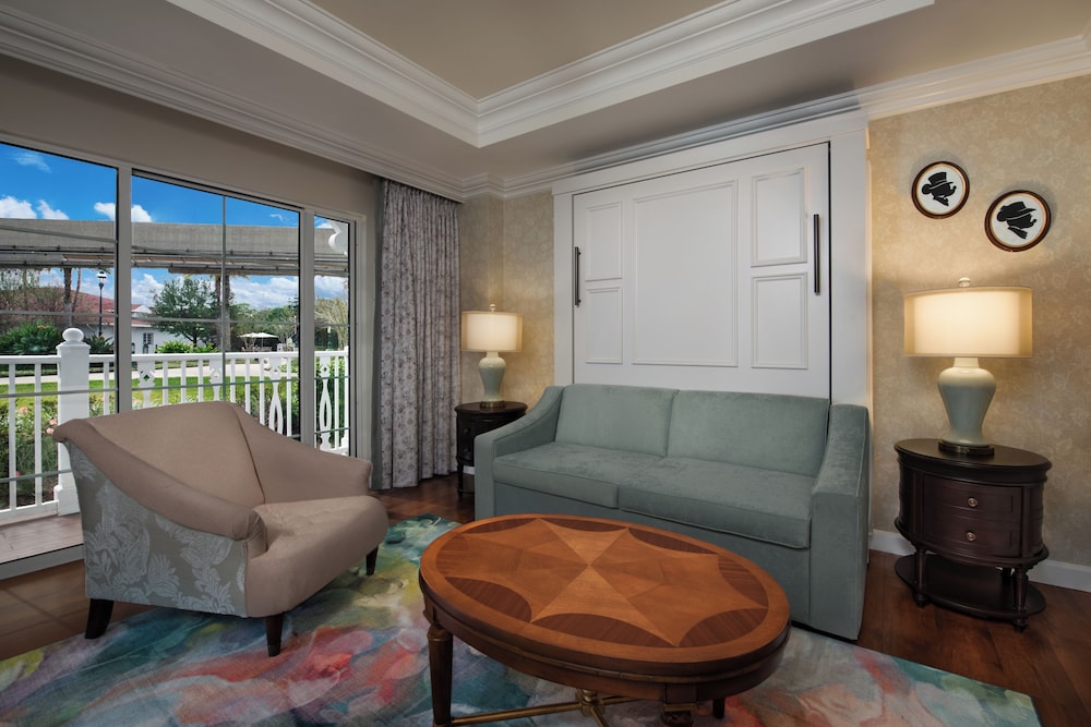 The Villas at Disneys Grand Floridian Resort and Spa 27/45