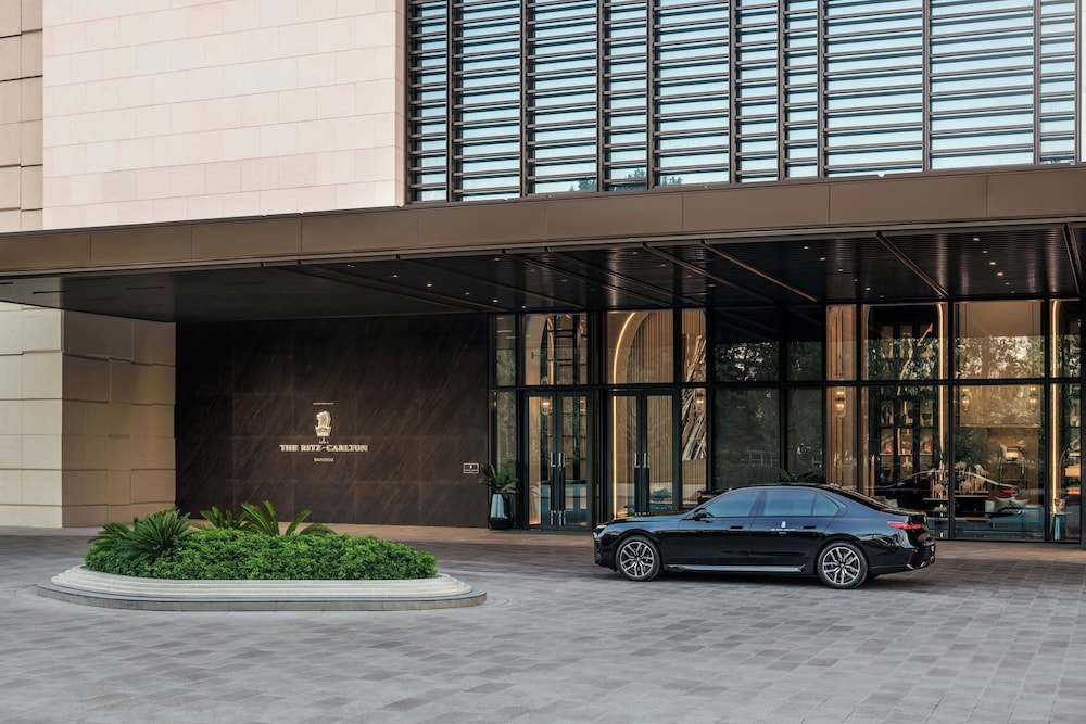 The Ritz-Carlton, Bangkok 36/45