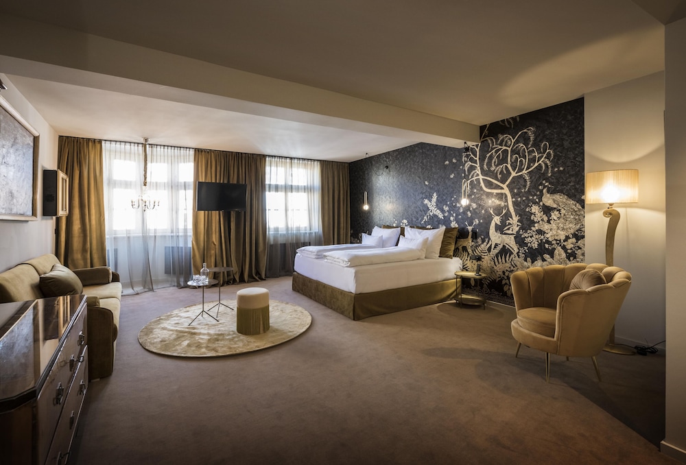 Hotel Weisses Kreuz Innsbruck 58/71
