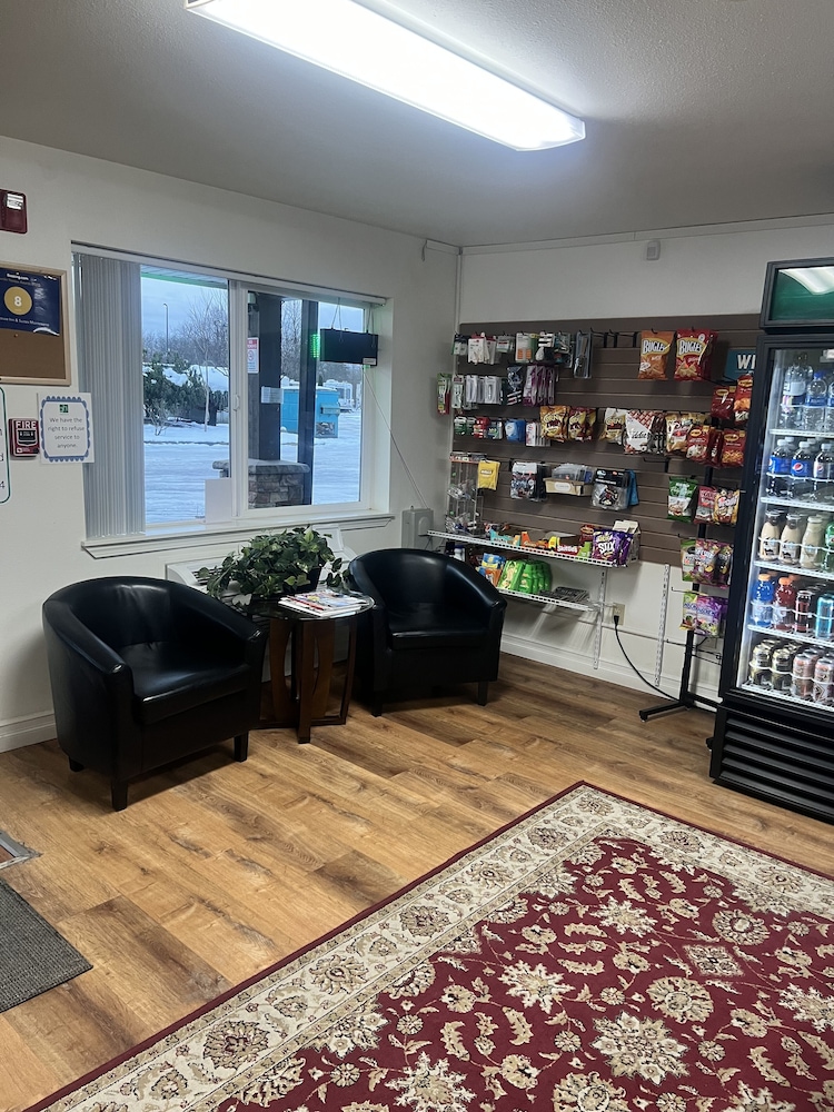 Guesthouse Inn & Suites Montesano 22/34
