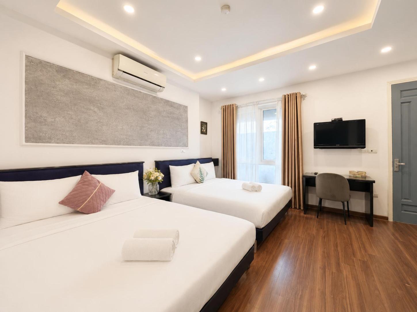 Golden Sun Palace Hotel 11/54