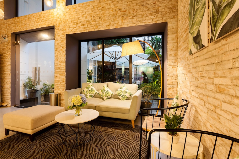 La Regatta Boutique Residences 45/72