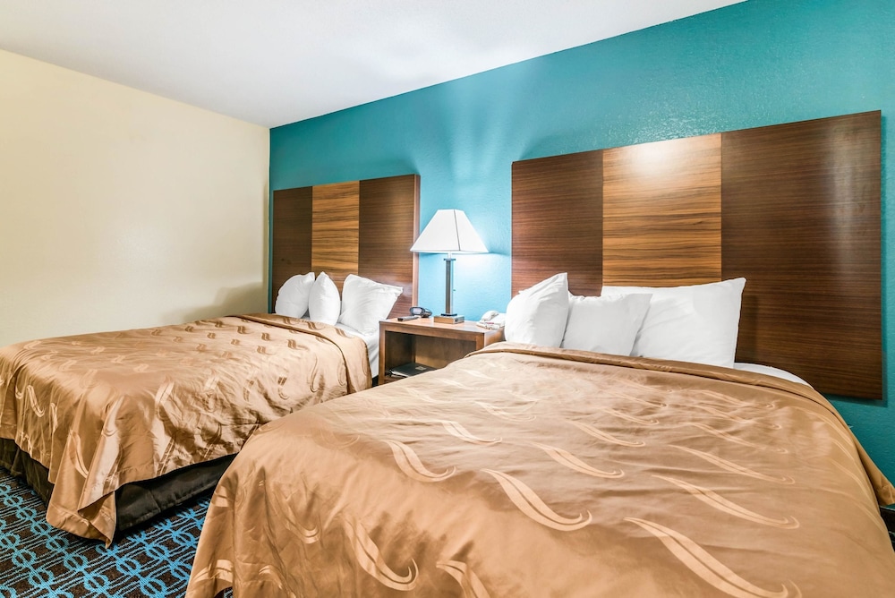 Quality Inn Loudon-Concord 8/29