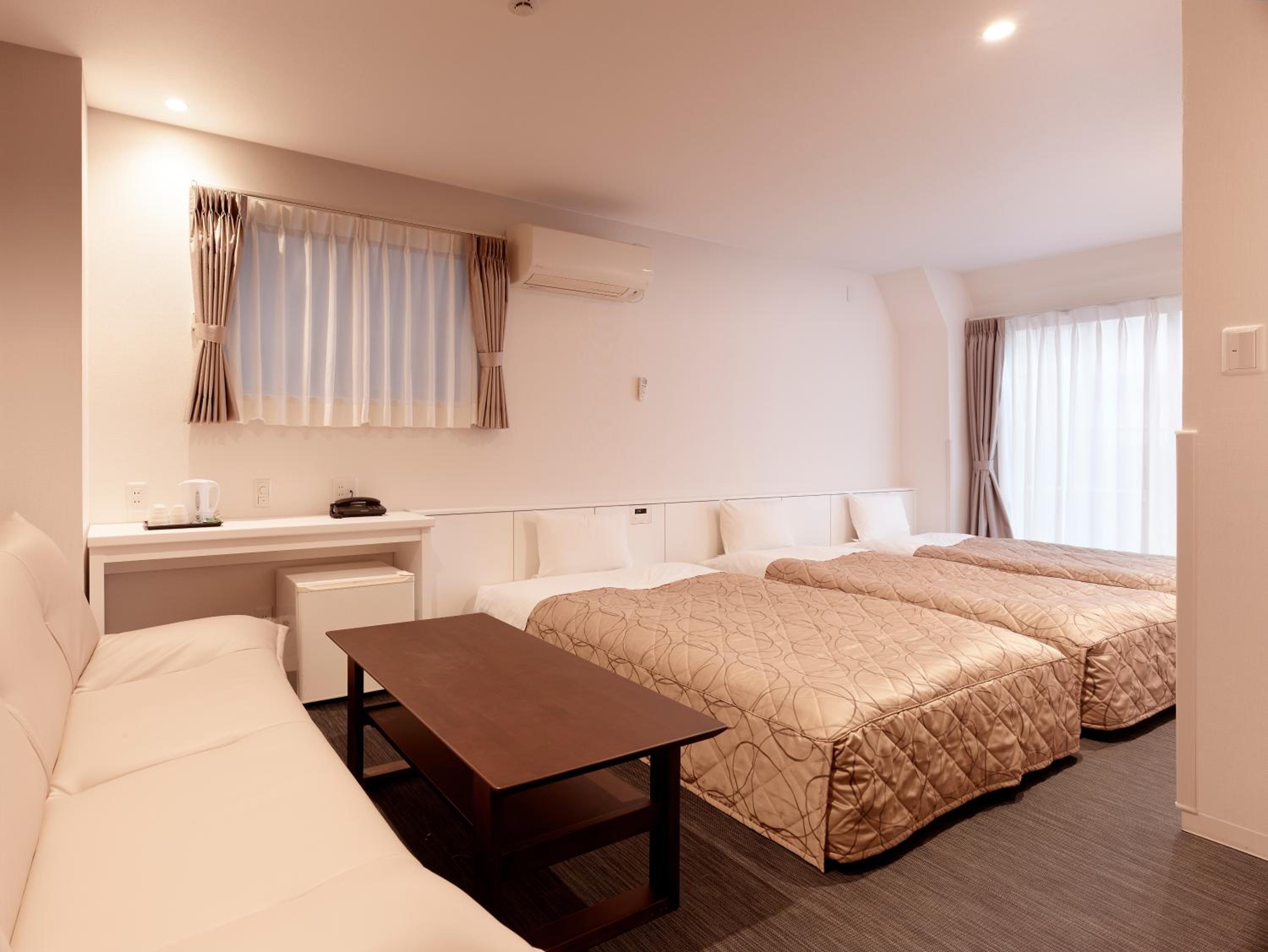 Room, Triple, 3 Beds, No Elevator, Sofa