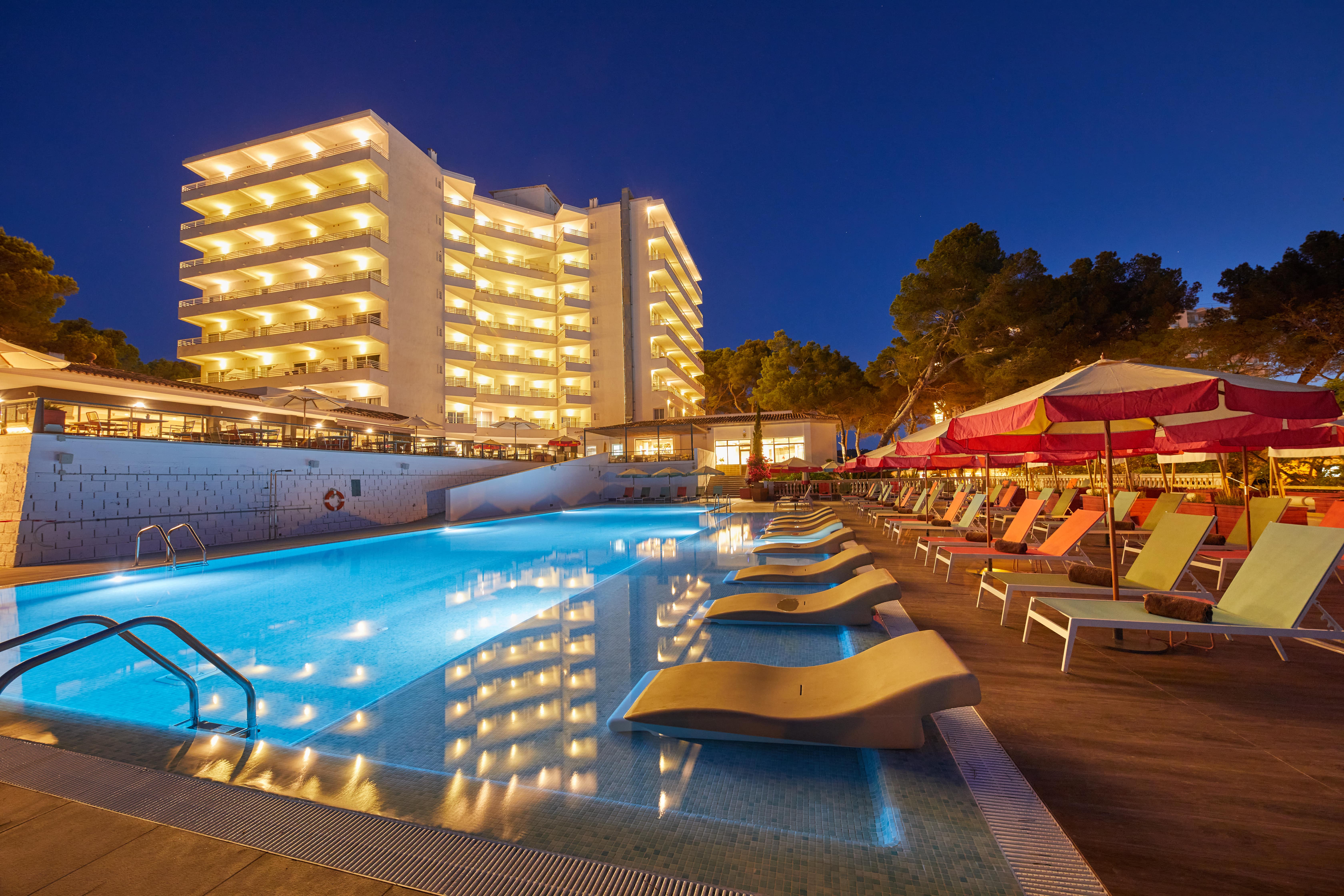 Alua Calvia 3/50