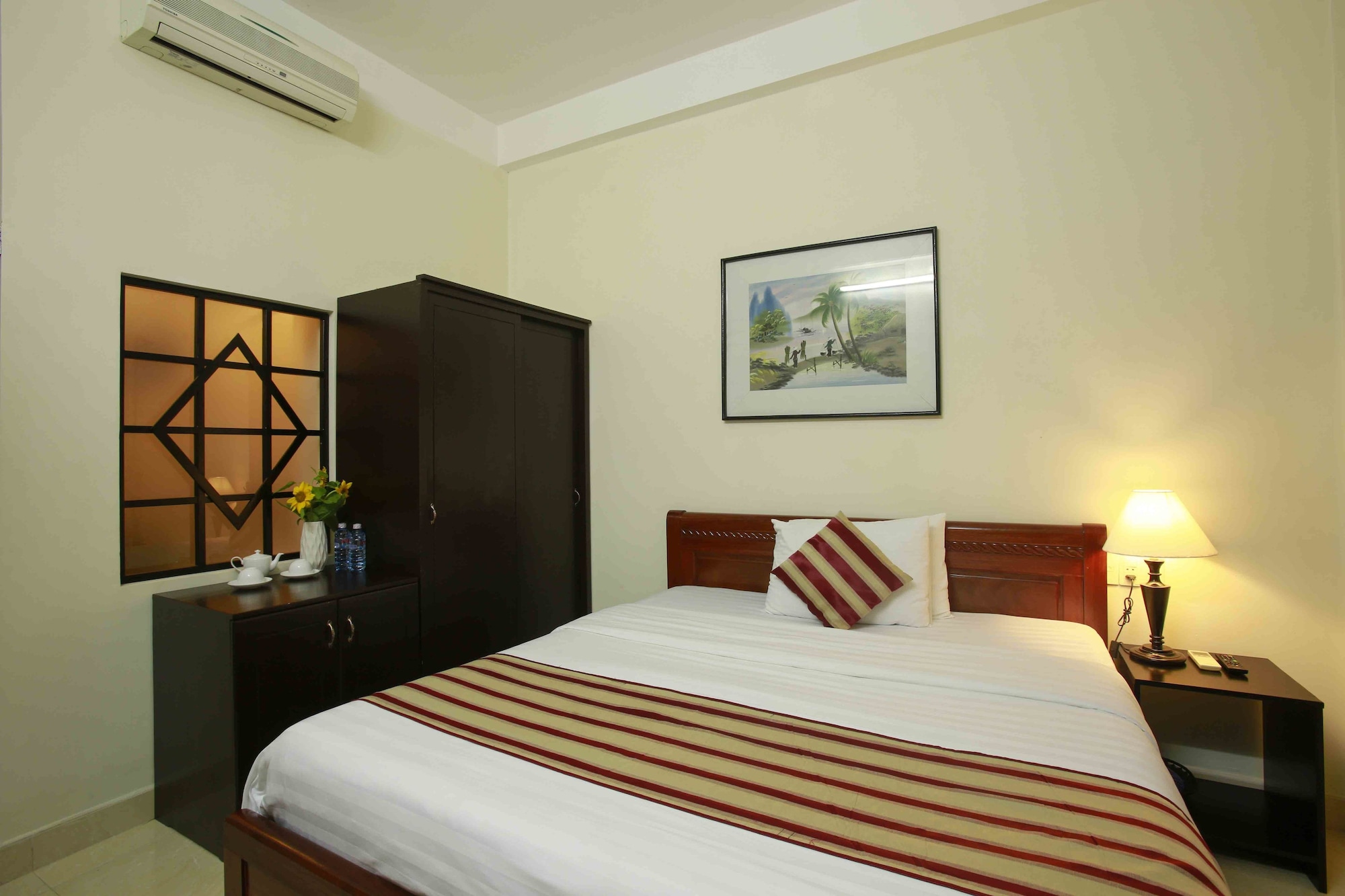 DELUXE, DOUBLE OR TWIN BED, GARDEN VIEW, GARDEN AREA