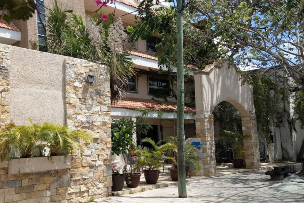 Grand Hotel Colonial Cancun 3/60