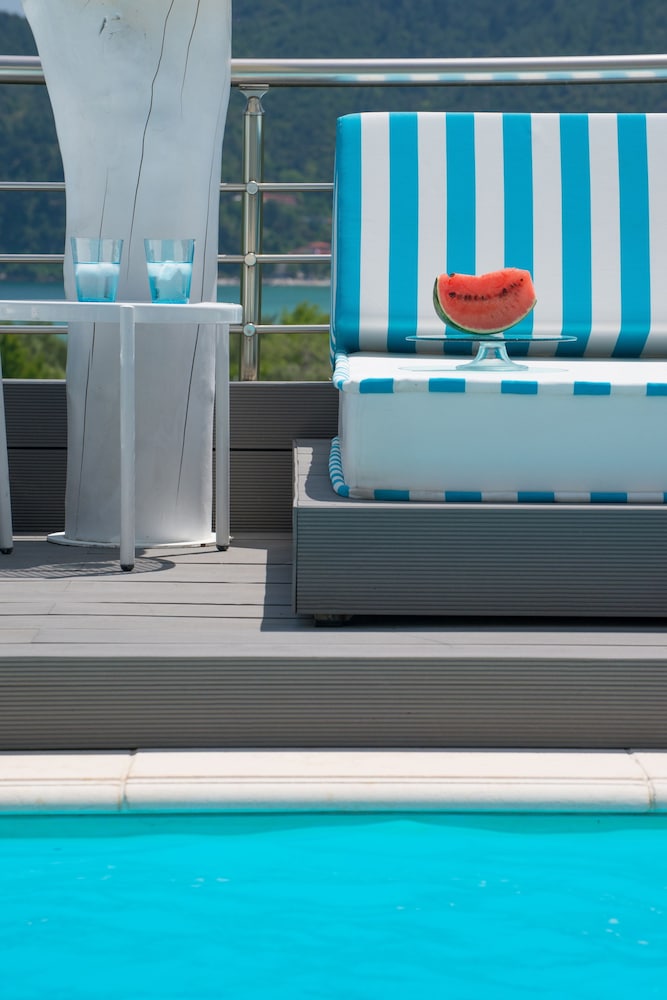 Mare Monte Boutique Hotel 40/50