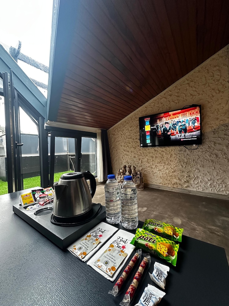 Mavilla Hotel 42/50