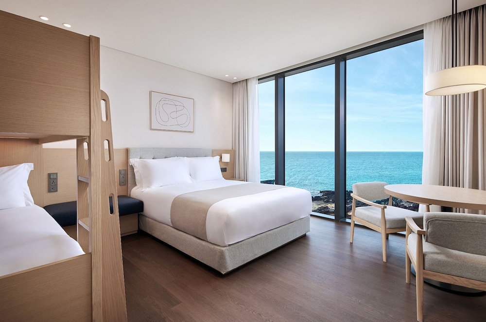 Shilla Stay Plus Iho Tewoo Ocean Front 14/50