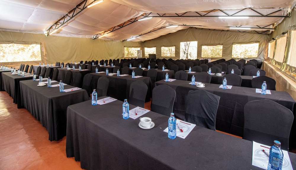 PrideInn Mara Camp 39/50