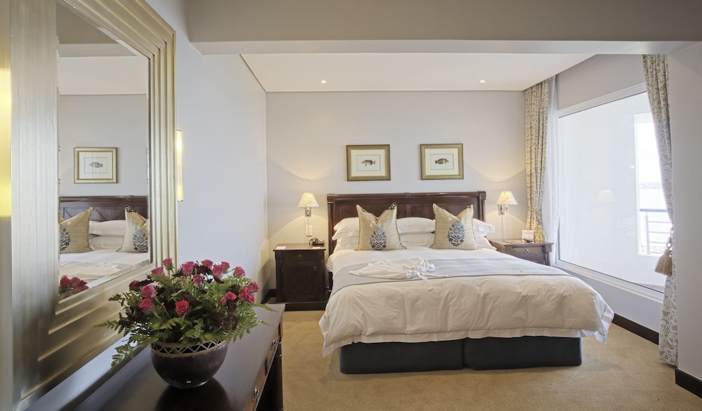 Cardoso Hotel 24/72
