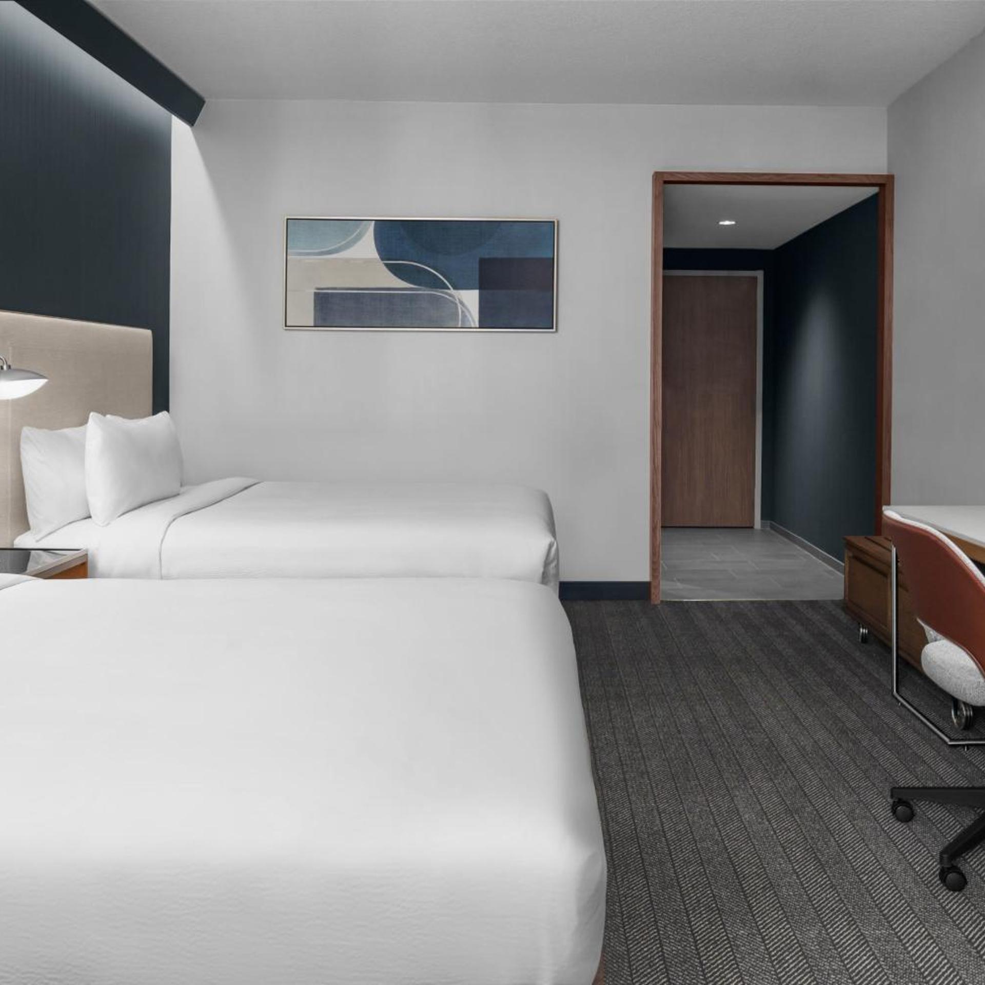 Room at Courtyard by Marriott Calgary Downtown, CALGARY