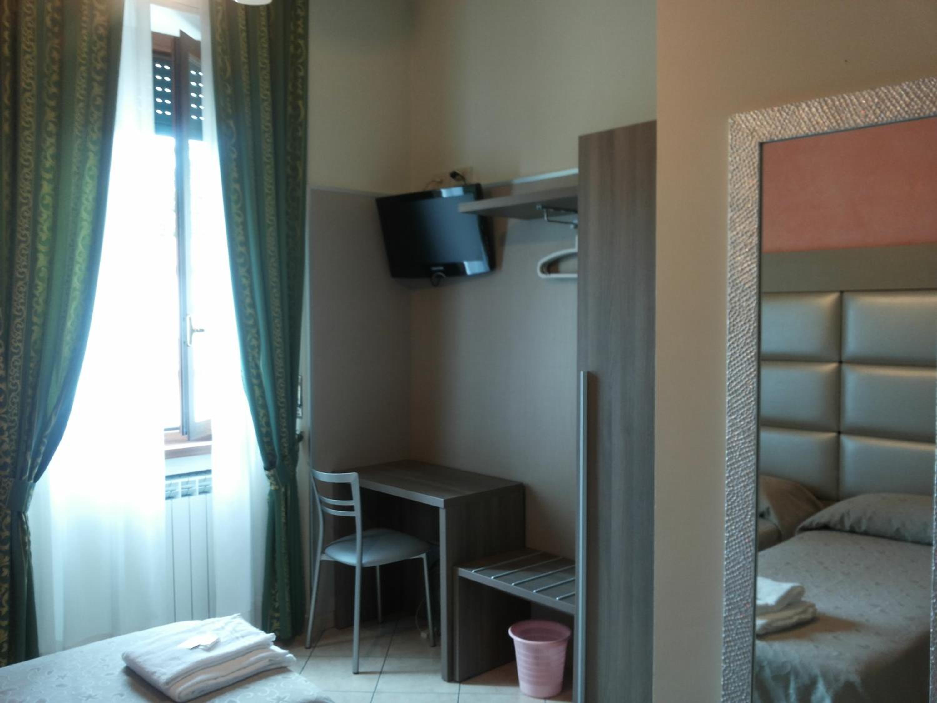 Hotel Le Querce 34/50