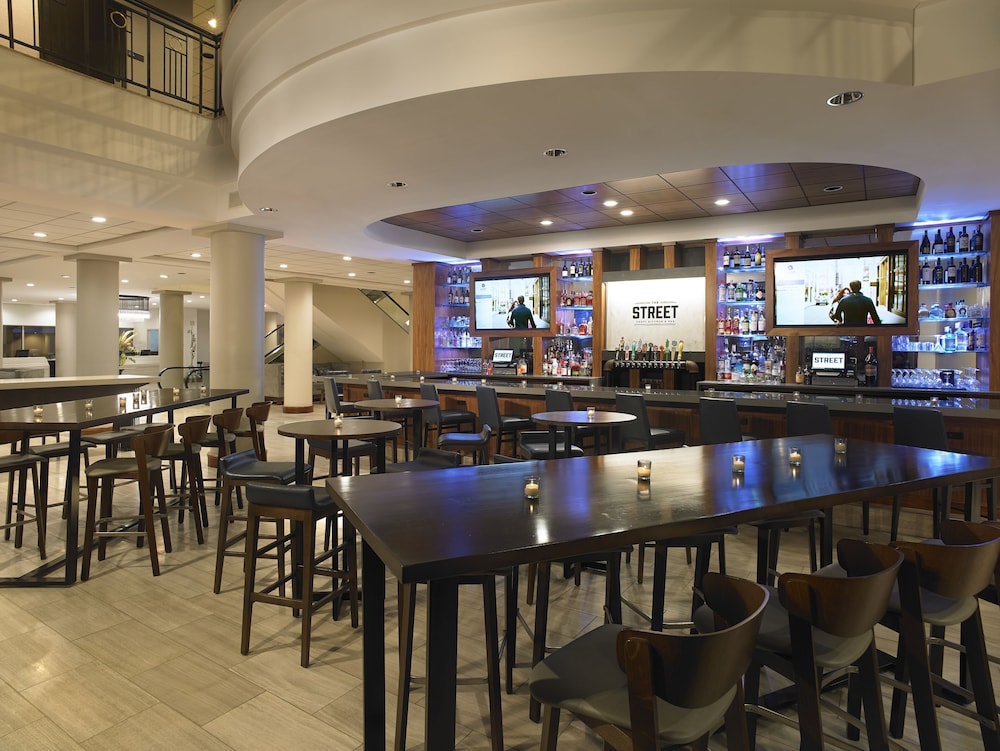 Hyatt Regency Rochester 45/69