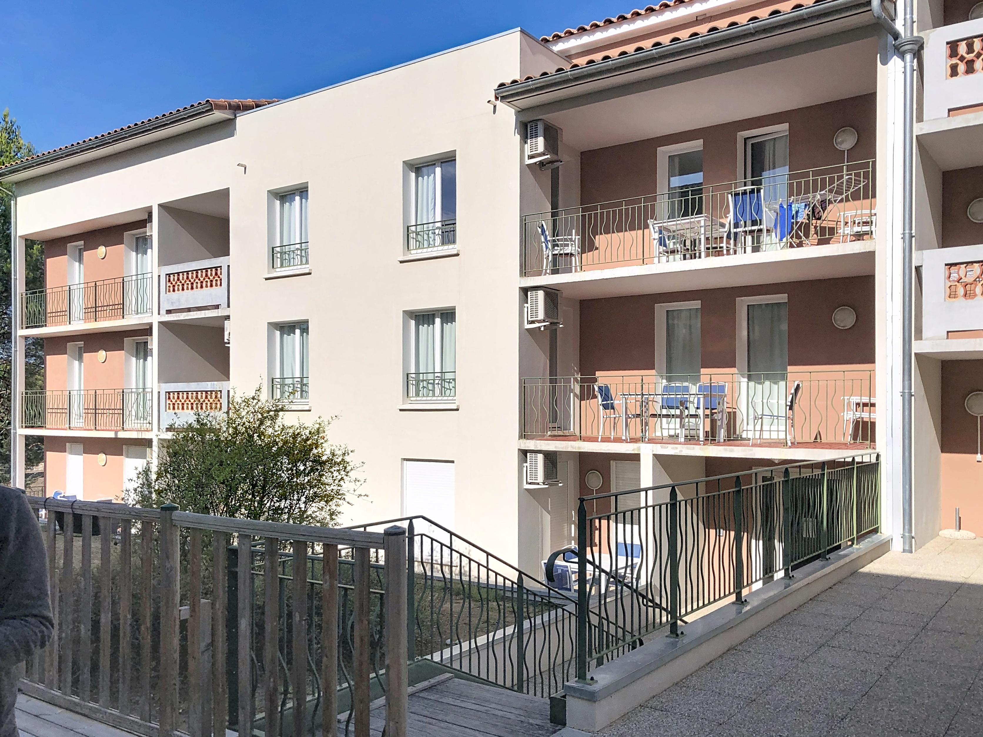 Terres de France – Residence Cote Provence in GREOUX-LES-BAINS