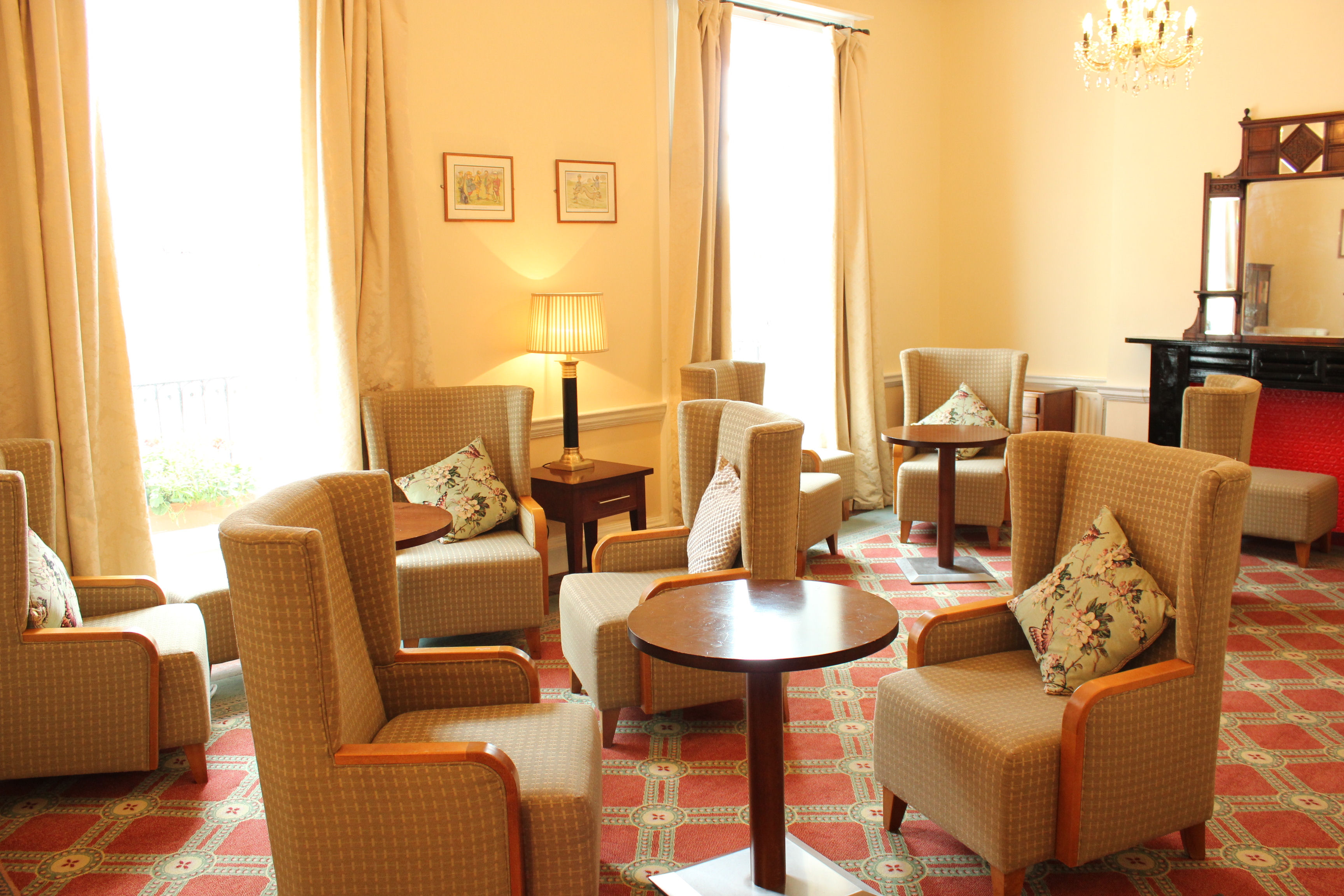 Castle Hotel 43/66