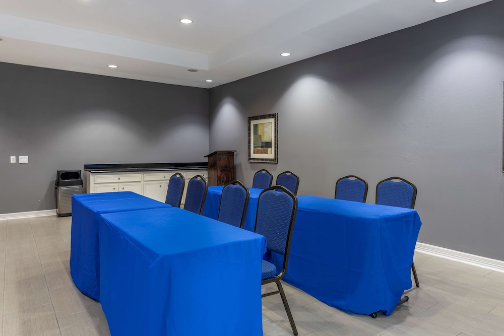 Best Western Sugarland Inn 31/35