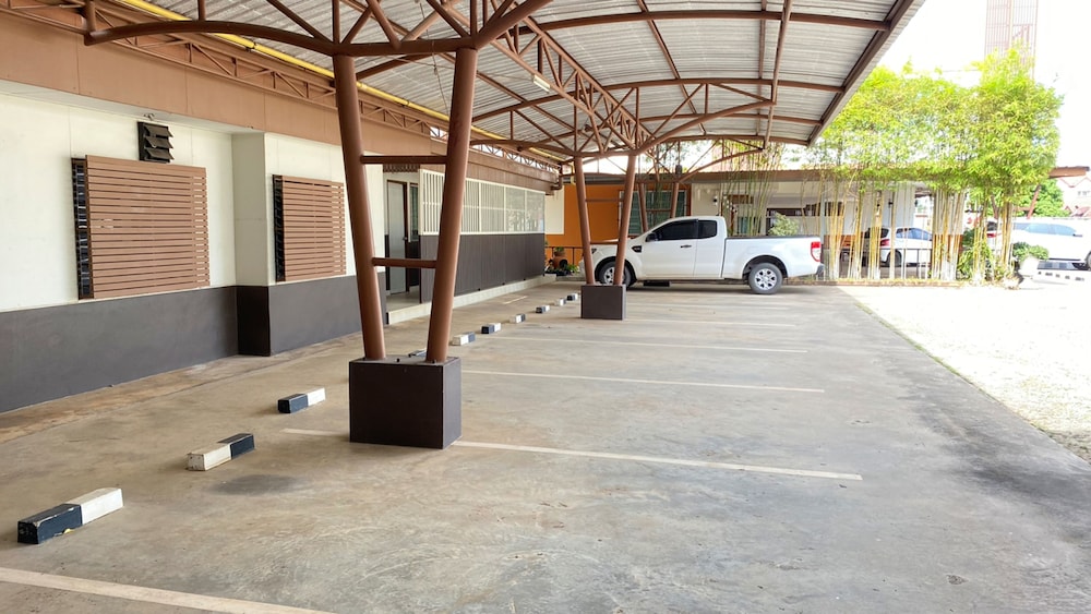 Winner Prachinburi & Serviced Apartment 41/48