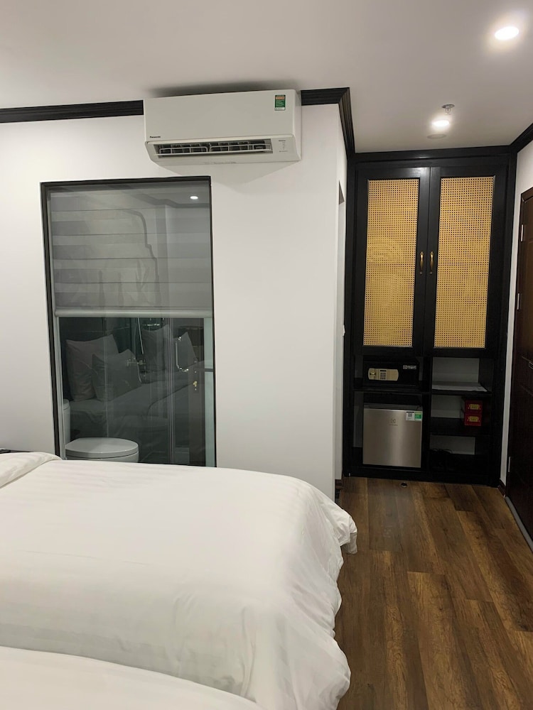 SUPERIOR, TWIN BEDS