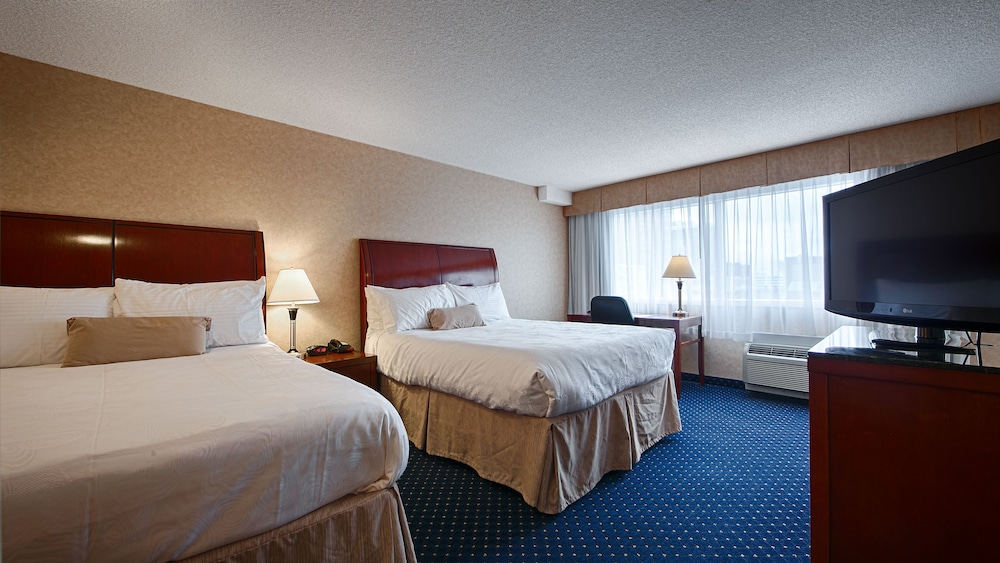 Best Western Plus Suites Downtown 12/42