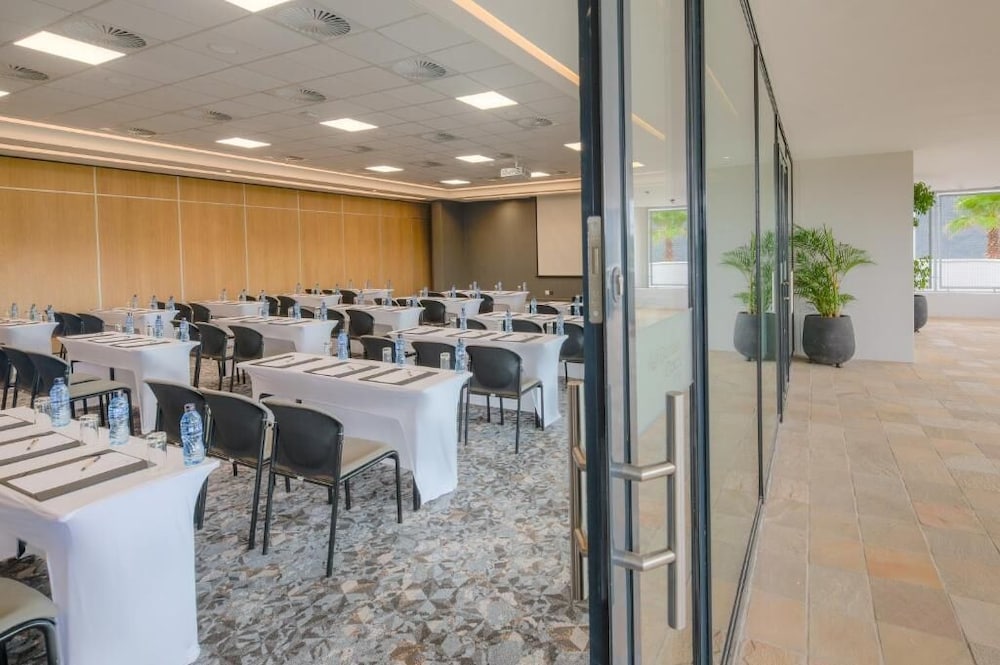 Garden Court Kitwe 44/48