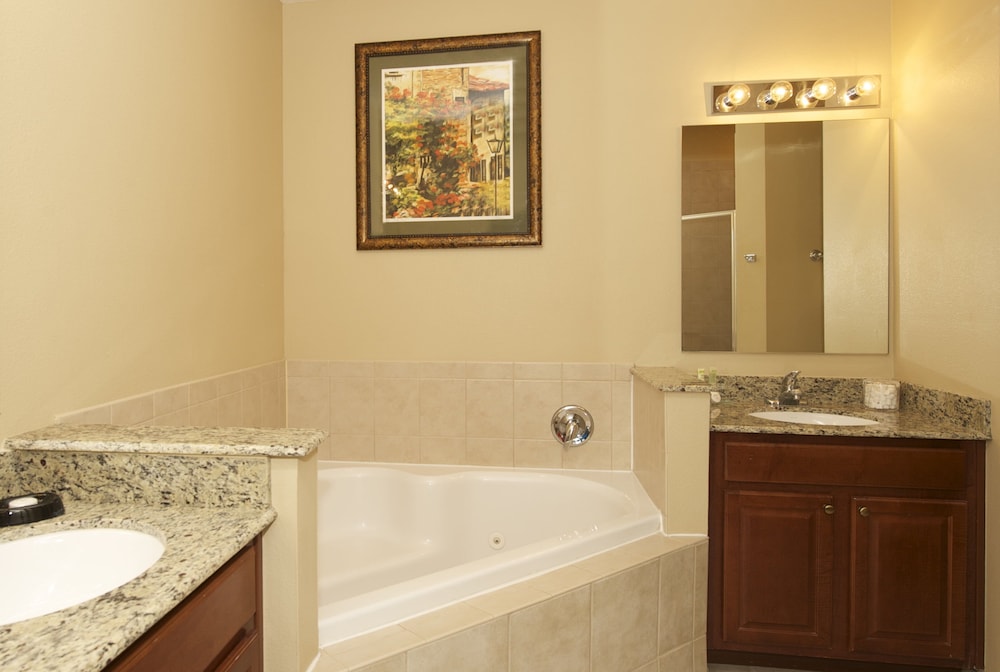 Worldquest Orlando Resort 13/26