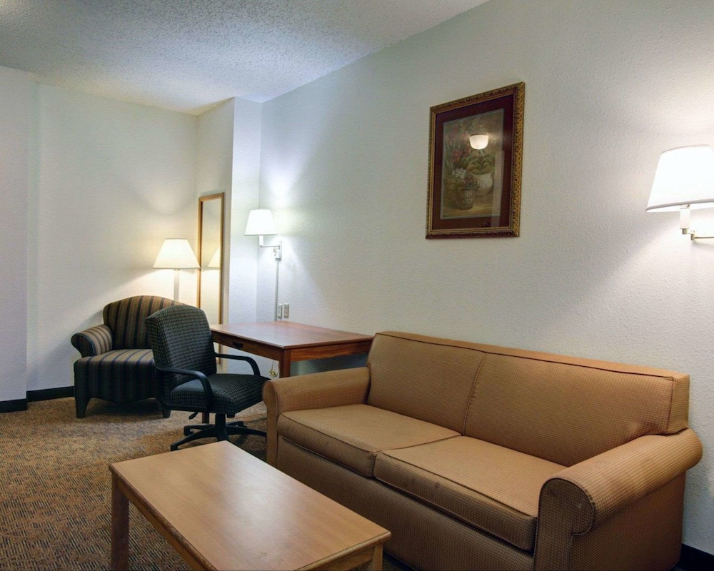 Quality Inn and Suites Austin Airport 41/50
