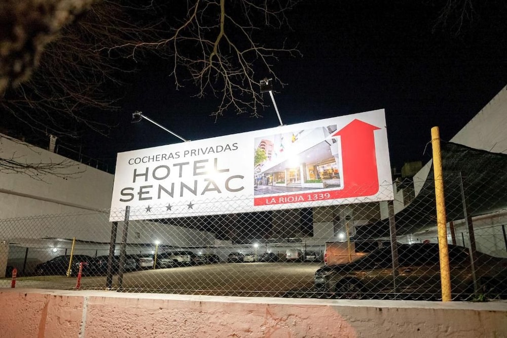 Hotel Sennac 4/32