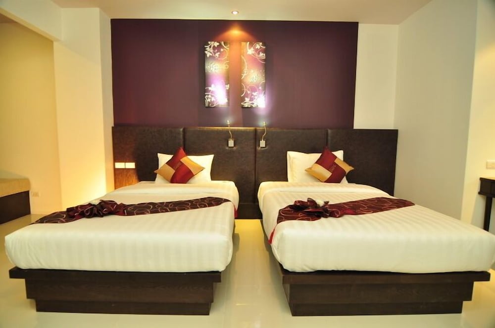 The Blueco Hotel 36/64