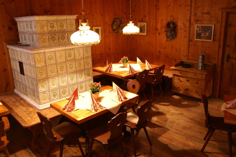 Hotel zum Erdinger Weissbrau 52/67