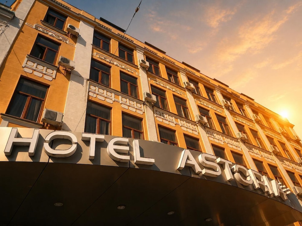 Astoria Hotel 1/50