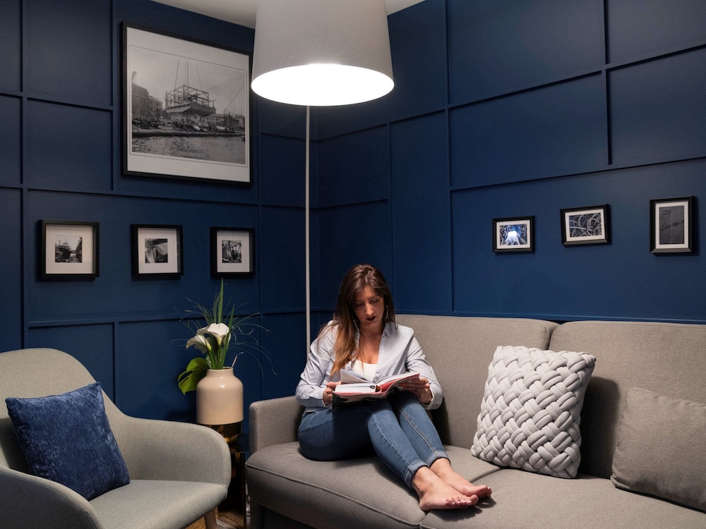 Hotel Mercure Toulon La Seyne-Sur-Mer 54/76