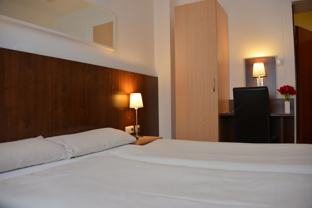 Hotel Italia 18/62