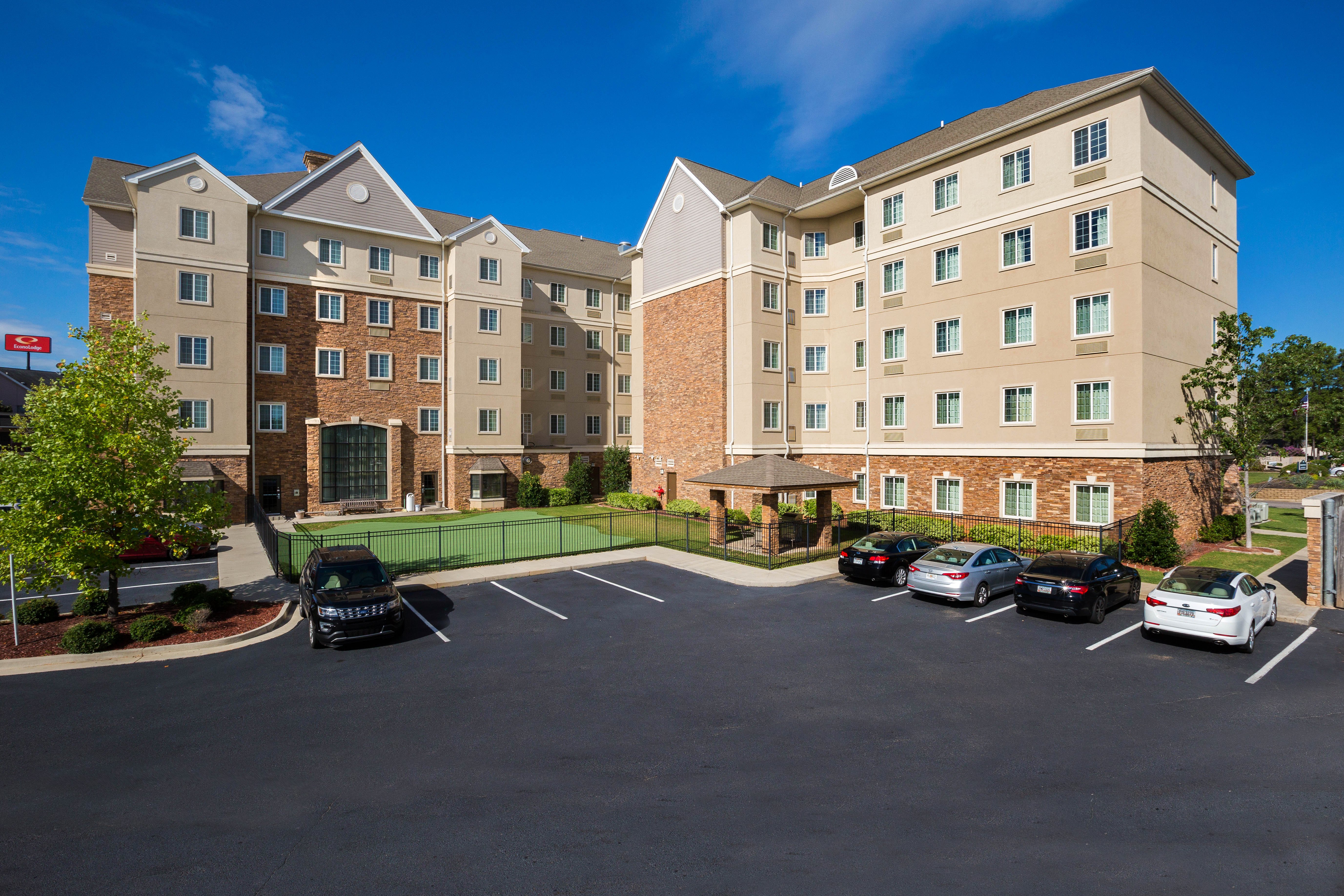 STAYBRIDGE SUITES AUGUSTA 62/64