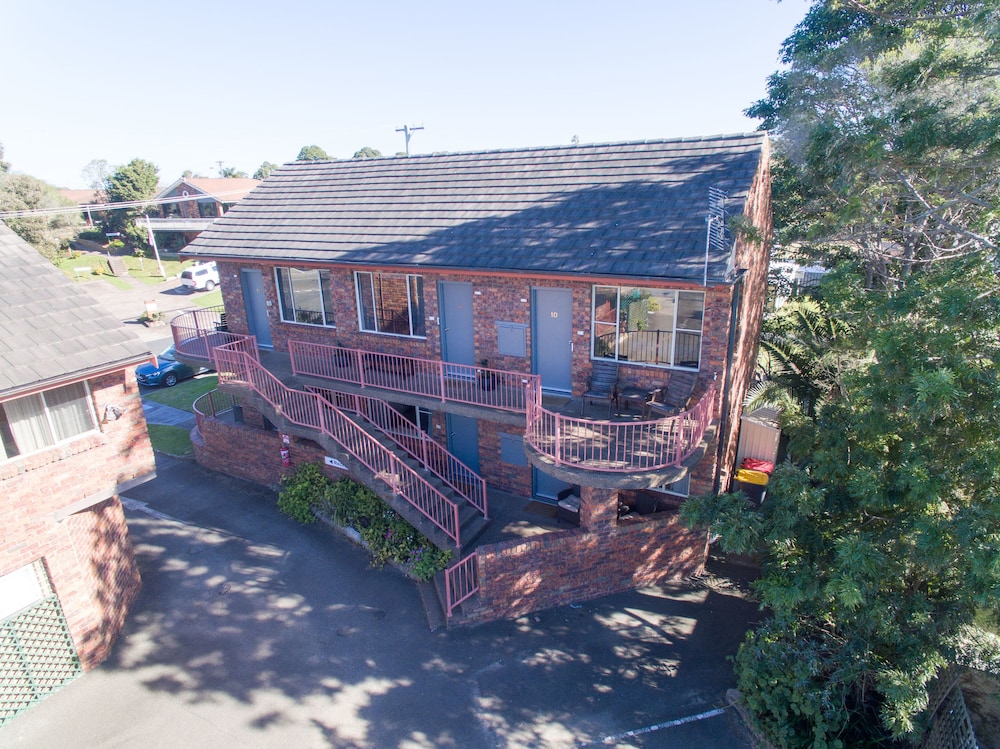 Anchor Bay Motel 2/50