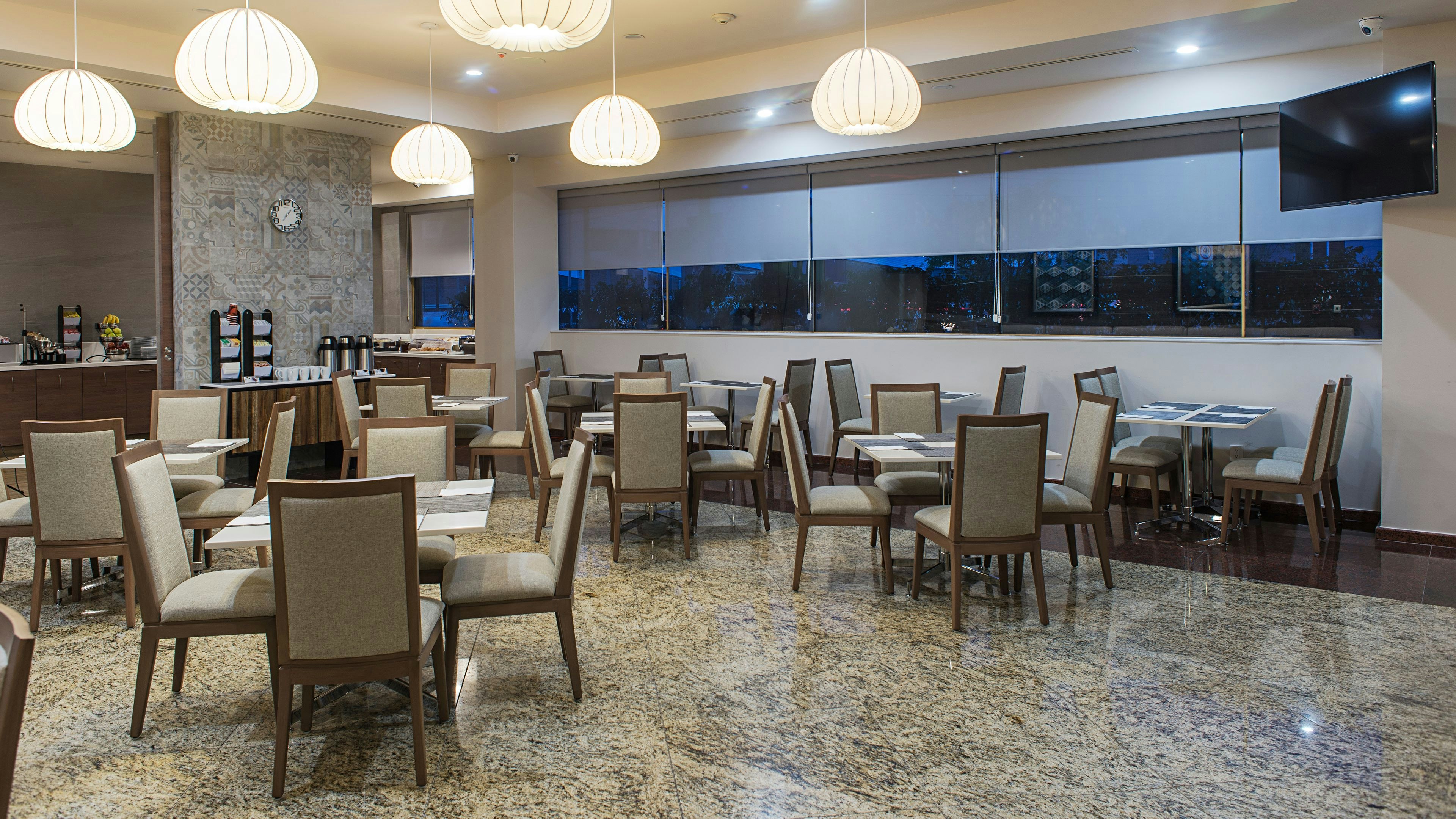HOLIDAY INN EXPRESS MEXICO - TOREO 47/58