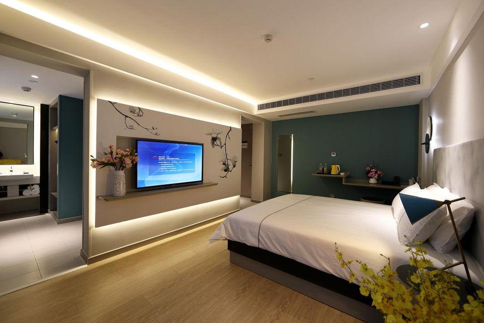 Magnotel (Luanchuan Changchun Road Cross Street) 14/33