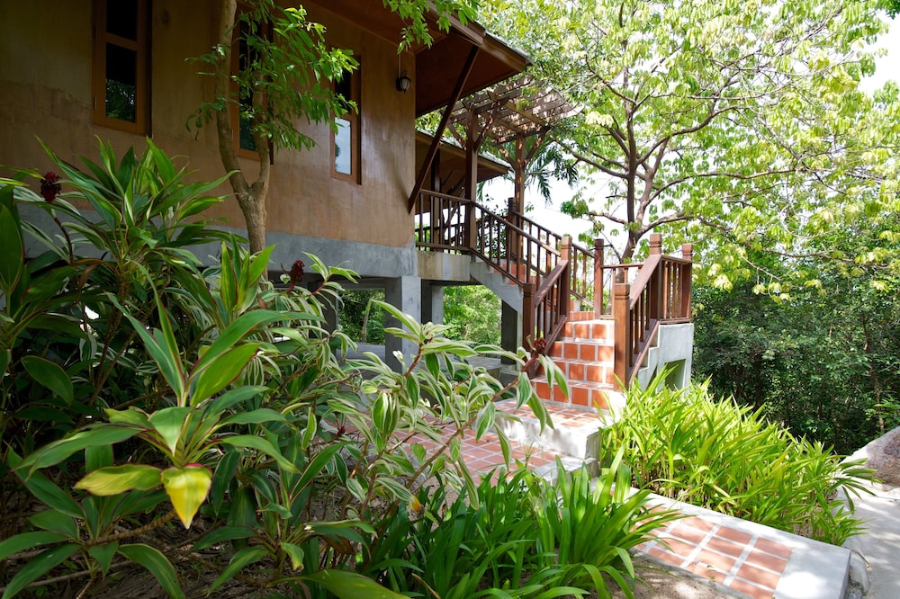 TANOTE VILLA HILL 38/50