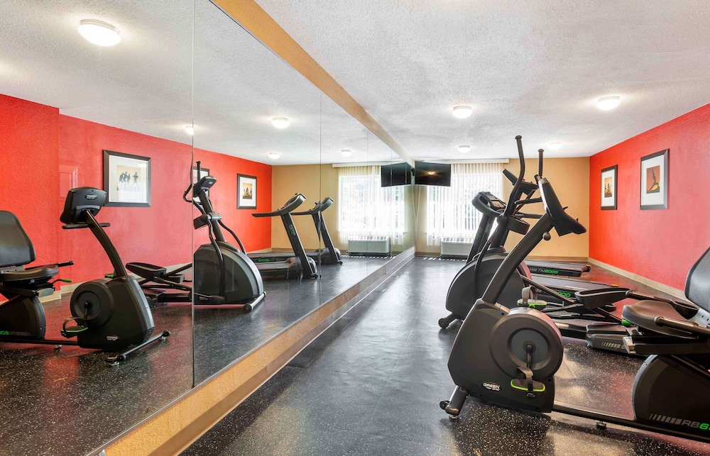 Extended Stay America - Woodbridge - Newark 26/50