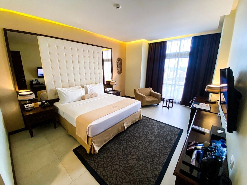 Rattan Inn Banjarmasin 12/24