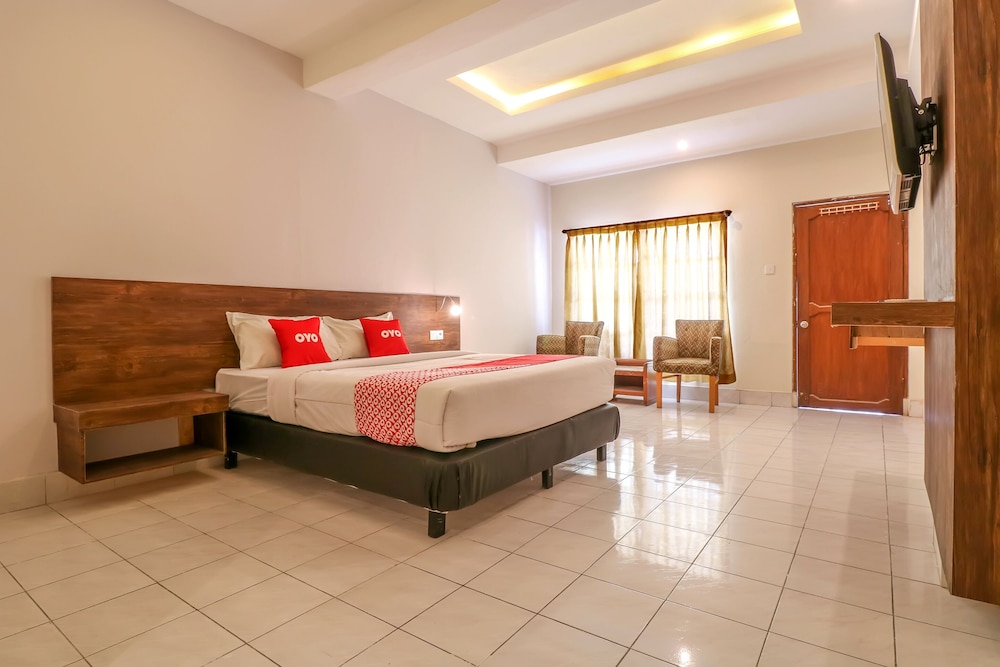 OYO 1384 Pulau Bali Hotel 12/29