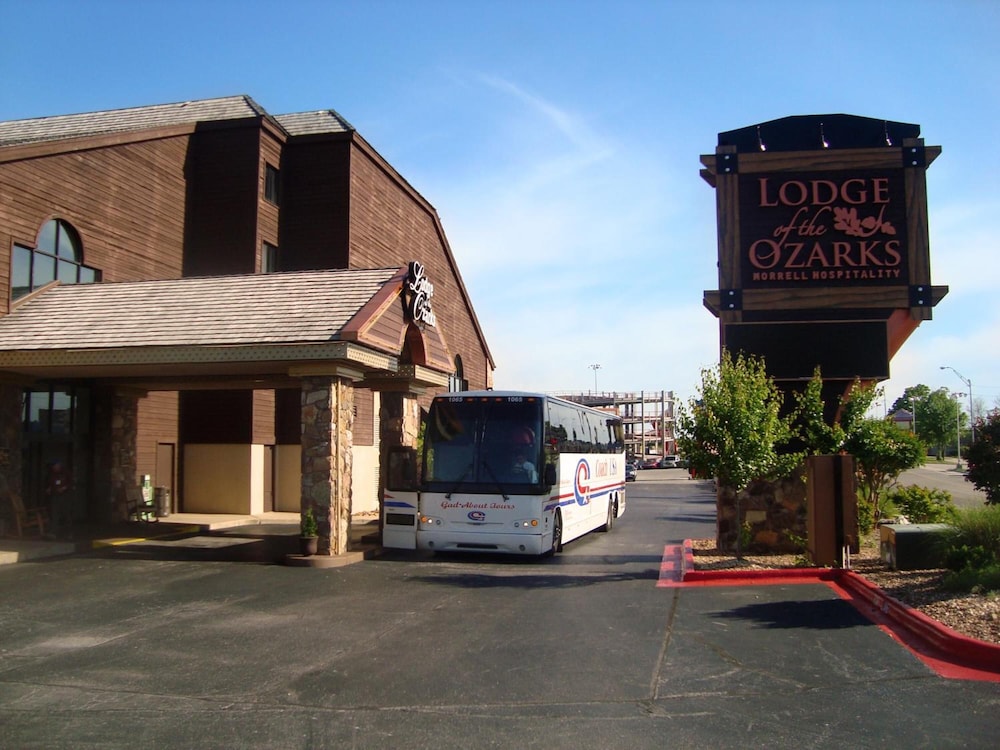 Lodge Of The Ozarks 56/65