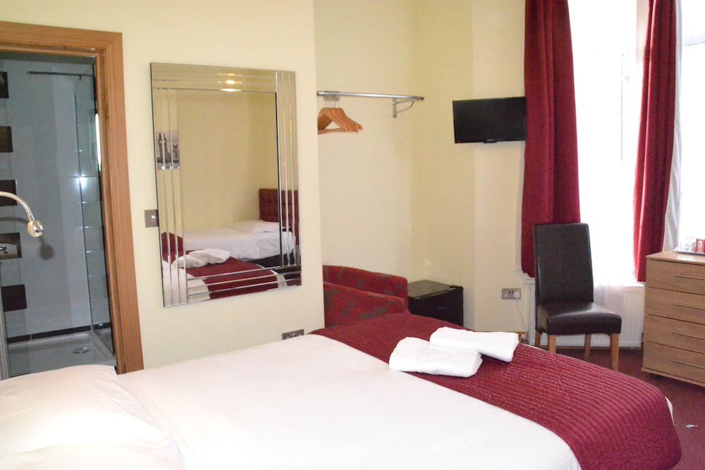 Hotel 65 27/62