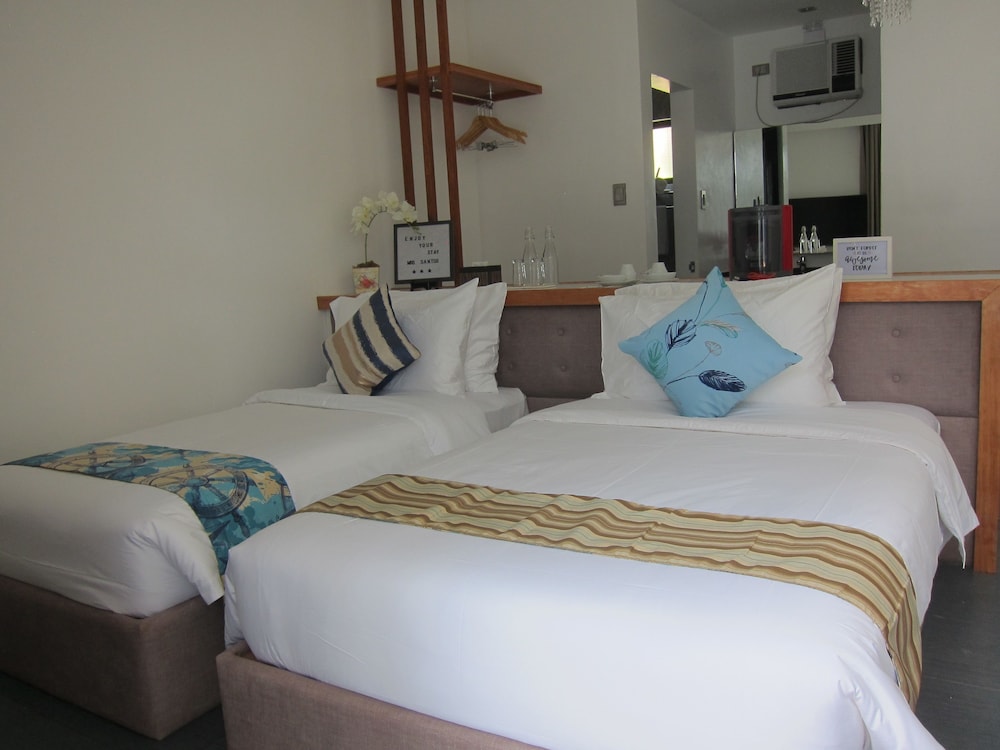 White Breeze Palawan Boutique Hotel 21/69
