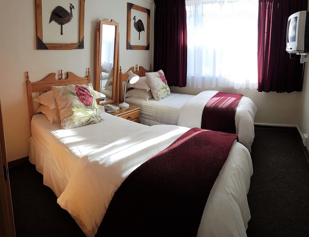Eskulaap Hotel And Conference 7/23